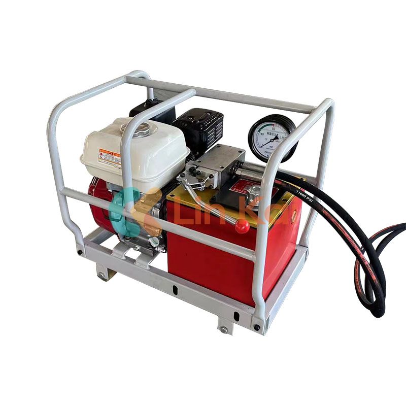 Hydraulische persmachine met gemotoriseerde pomp voor ACSR-geleiderverbinding
